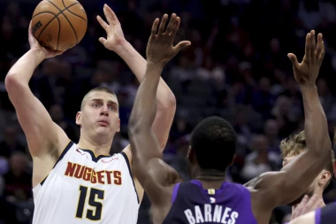 NAGETSI SE BRUTALNO OSVETILI KINGSIMA! Nikola Jokić je uspeo nešto što NIKO NIJE ove sezone!