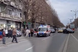 TEŽAK UDES U BEOGRADU! Odleteo na trotoar i pokosio ženu, od siline udarca bačena na zid! (VIDEO)