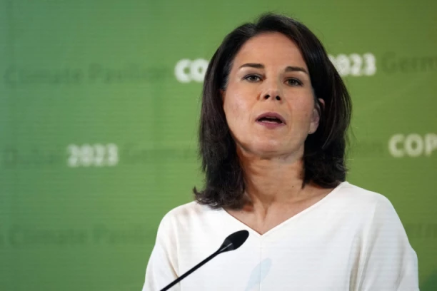 ŠOK! SKANDAL POTRESA NEMAČKU: Isplivao dokument Vermahta, otkriveno ko je bio deda Analene Berbok!