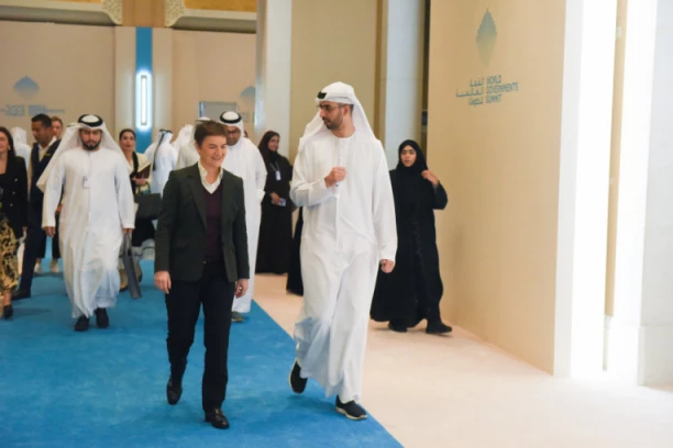 POTPISAN MEMORANDUM O RAZUMEVANJU I SARADNJI U OBLASTI VEŠTAČKE INTELIGENCIJE SA UAE!