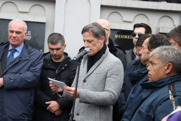 EMOTIVNE REČI ACE STOJANOVIĆA! Voditelj se potresnim GOVOROM OPROSTIO od Milojevića! Svi su počeli da PLAČU! (VIDEO)