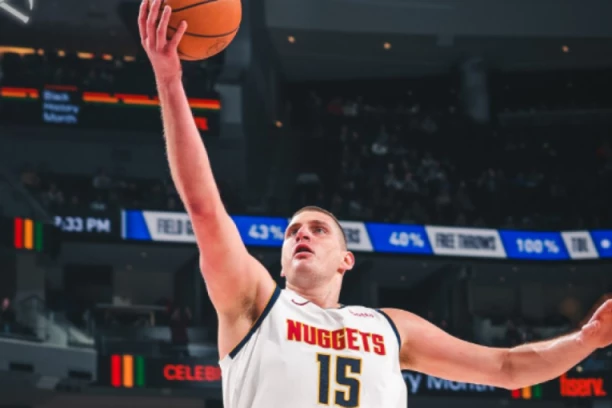 NIKOLA JOKIĆ JE PONOVO UŠAO U ANALE! Naš centar je tek TREĆI igrač u ISTORIJI NBA lige koji je postigao OVO!