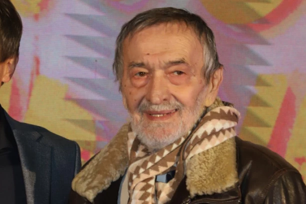 KURIR ĐOKA ODUŠEVIO NA PREMIJERI FILMA "SUNCE MAMINO": Od Branke Katić ni traga ni glasa!