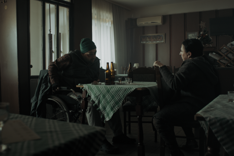 Scena iz serije "Koža"