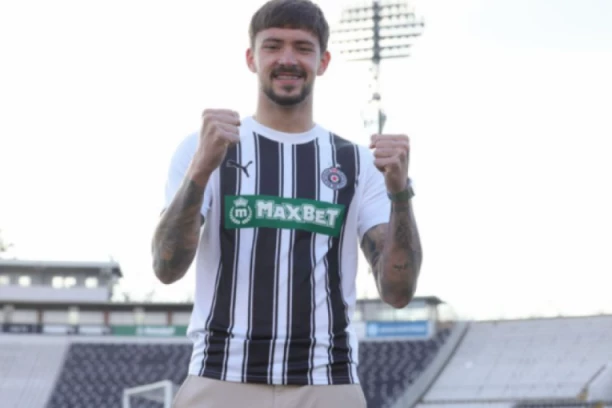 DEFANZIVCI VEČITIH NA RASPRODAJI: I Partizan ostaje bez štopera!