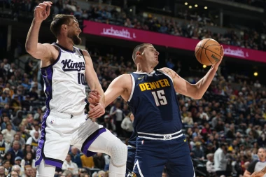 KLASIČNA ASISTENCIJA IZ NIKOLINE KUHINJE: Jokić pasom bez gledanja zadivio Ameriku (VIDEO)