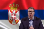 NE MOŽE LEPŠI PRIZOR! Trobojka i deca u narodnoj nošnji - PREDSEDNIK VUČIĆ ČESTITAO DAN DRŽAVNOSTI: ŽIVELA SRBIJA! (FOTO)