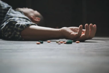 DAO MUŠKARCU OTROV, ON BRZO PREMINUO! Privedena jedna osoba, istraga je u toku!