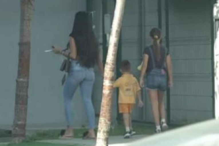 Aleksandra Subotić sa decom