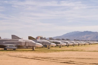 UPALJEN ALARM ZBOG NAPADA! Blokirana vazduhoplovna baza ''Malmstrom'' u SAD: Sklonite se na bezbedno! (FOTO)