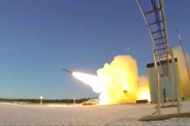 DA LI OVO MOŽE PREOKRENUTI TOK RATA U KORIST UKRAJINE? Kijev dobio moćno oružje koje do sada nije viđeno na ratištu, a jedna stvar ga čini posebnim (VIDEO)