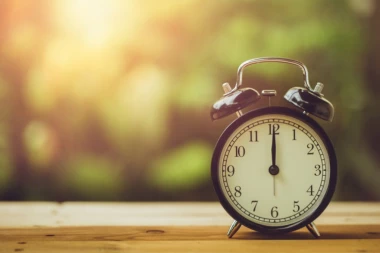 DA LI ĆE SE POMERATI KAZALJKE NA SATU? Budućnost ima drugačije planove za ovu praksu!