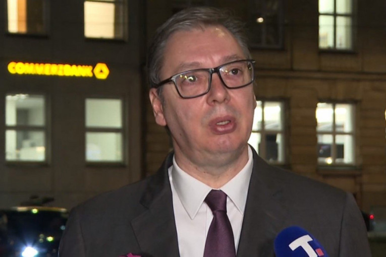 "VERUJEM DA ĆU USKORO ZA GRAĐANE SRBIJE IMATI LEPE VESTI" Vučić iz Minhena: Imao sam danas važan sastanak o kom ne smem da govorim - TIČE SE EKONOMIJE NAŠE ZEMLJE! (FOTO)
