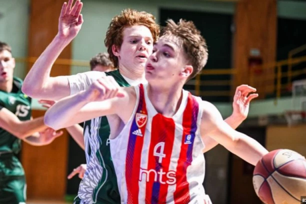 ZVEZDINA BUDUĆNOST JE SVETLA! Mladi plejmejker ODUŠEVIO u Nišu! (VIDEO)