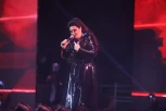 DRAGANA MIRKOVIĆ NA IVICI SUZA: Otvorila DRUGI KONCERT u Areni dirljivim rečima!