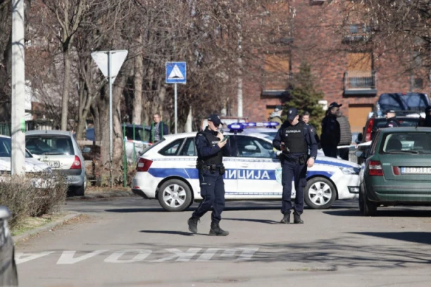NA SNAZI AKCIJA VIHOR! POLICIJA TRAGA ZA UBICOM IZ ZEMUNA! Ubio Šušu hicem u glavu, pa pobegao!