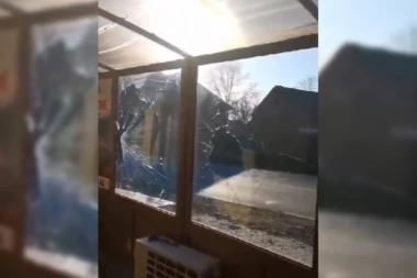 KARAMBOL KOD SMEDEREVA! Potukli se, pa se vratili da demoliraju lokal - ima i teže povređenih! (VIDEO)