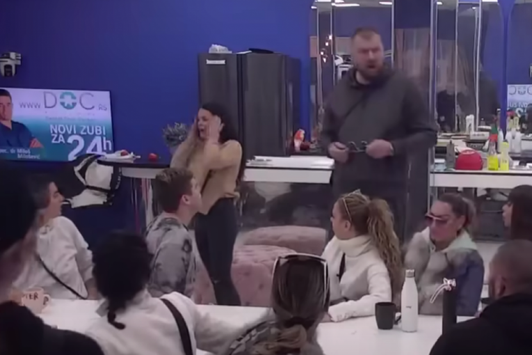 Jovana Cvijanović i Janjuš se poljubili