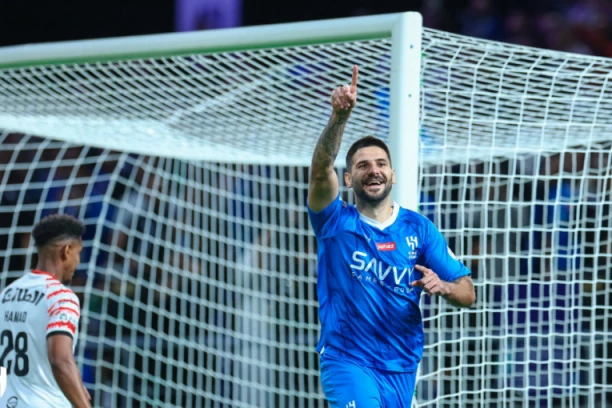 MITAR POGODIO IZ POPRAVNOG! Aleksandar VELIKI se OBRUKAO, pa OVERIO pobedu Hilala sa 11 metara! (VIDEO)