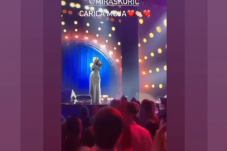 Selma Bajrami Instagram