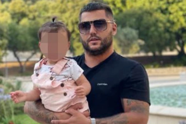 U KUĆU ANELI AHMIĆ STIŽE SPECIJALNO IZNENAĐENJE! Nora ne može ni da zamisli šta joj za rođendan priprema otac Asmin!