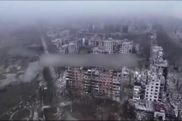 NAJNOVIJE STANJE U AVDIJEVKI: Rusi zauzeli strateški objekat u gradu (VIDEO)