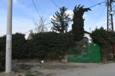 PRETI MU KAZNA DOŽIVOTNE ROBIJE: Osumnjičeni za ubistvo bivše žene i njene majke kod Beočina sutra izlazi pred tužioca