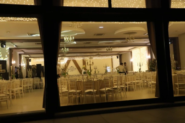 OPREZ, POKUŠAVAJU DA VAS POKRADU: Nova opasna prevara  pomoću sajta Buking