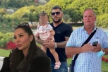 ASMINOV OTAC KAZNIO MALU NORU: Ispostavio račun putnih troškova za unukin rođendanski poklon, pa nastavio BRUTALAN RAT sa porodicom Ahmić! (FOTO)