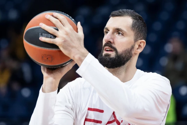 KAKAV ŠOK! Mirotić stao uz Željka Obradovića!