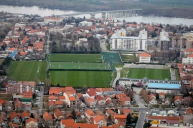 IZ NEMAČKE U ZEMUNELO: Mladi bek došao da pomogne u borbi za šampionski pehar!