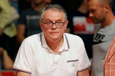 EKSKLUZIVNO! REPUBLIKA NA LICU MESTA! Nebojša Čović stigao u Arenu! (VIDEO)