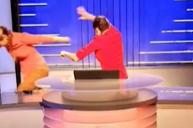 ISPRAVKA: Iscenirani "incident" u studiju kviza TV Slagalica predstavljen kao tuča voditeljki - viralni klikbejt naslov zbunio čitaoce