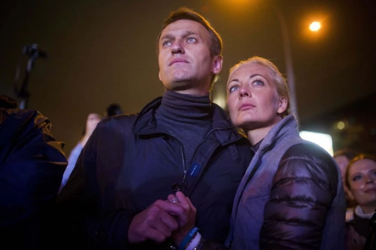 "HVALA TI ZA 26 GODINA APSOLUTNE SREĆE" Oproštajna poruka supruge Navaljnog kida srce i dušu (VIDEO)