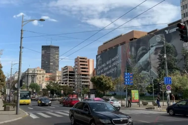 SRBI GDE GOD DA SE POJAVE - BUDU SENZACIJA!  Stranac se požalio: Imao sam cimerku SRPKINJU, stalno me terala da radim OVO...