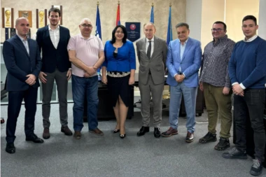 DRAGAN DŽAJIĆ ODRŽAO SASTANAK SA MEDICINSKOM KOMISIJOM FSS: Srbija dobija specijalizovanu zdravstvenu ustanovu za profesionalne sportiste!