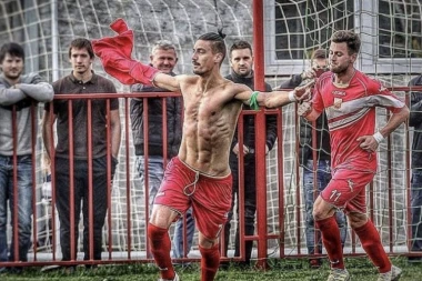 REKORDER IZ REDOVA BUDUĆNOSTI DANAS IMA SPECIJALAN RAZLOG ZA SLAVLJE: Kapiten Slobodan Lučić "izbrojao" 36 svećica!