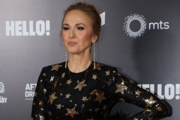 ALEKSANDRA RADOVIĆ POKAZALA PRAVO LICE: Na njenu objavu na mrežama reagovao je i otac Predrag Popović! (FOTO)