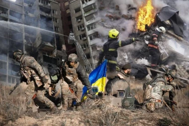 SKANDAL U UKRAJINI: Vojska osumnjičena za napad na policajce!