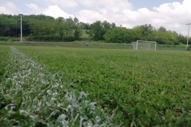 GOSTI IZ SARANOVA USPEŠNIJI U RAKINCU: Trener Omladinca je "miksovao" sastav kako bi video čime raspolaže!