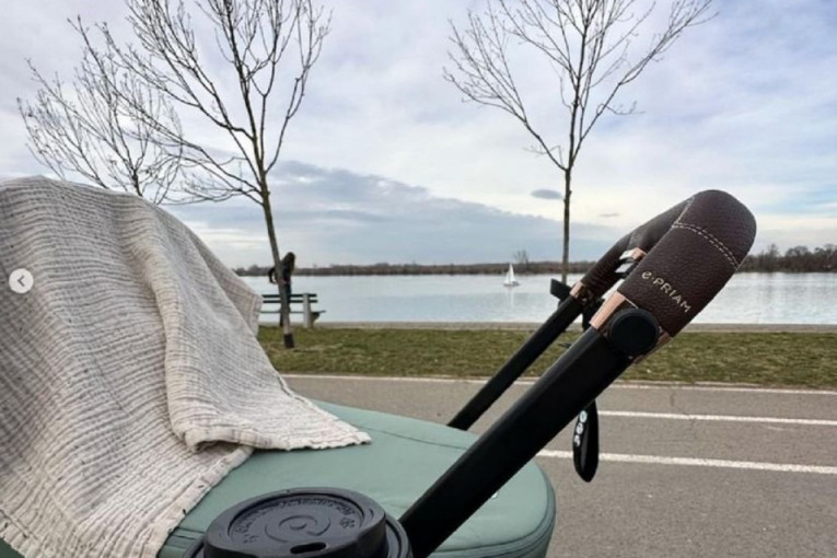 Žena Miloša Bikovića, Ivana Malić, objavila slike sa sinom