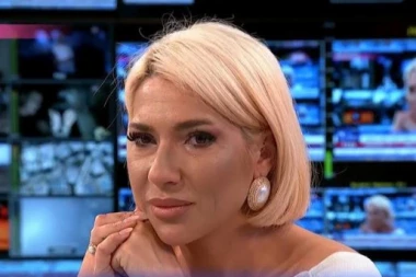 JOVANA JEREMIĆ PLAČE KAO KIŠA! Zbog ćerke ne dolazi sebi, tek ih čeka BORBA! (FOTO)