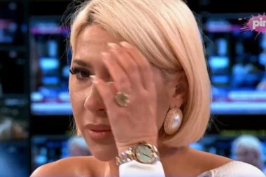 USPANIČENA JOVANA JEREMIĆ TRAŽI POMOĆ! Voditeljka grca u suzama, ne zna šta da radi!