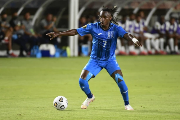 CELA PLANETA SE MOLI ZA NJEGA: Fudbaler Zvezdinog dželata završio u komi!