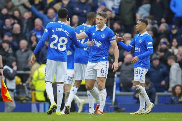 EVERTON POBEDIO PREMIJER LIGU! "Karamelama" vraćeni bodovi!