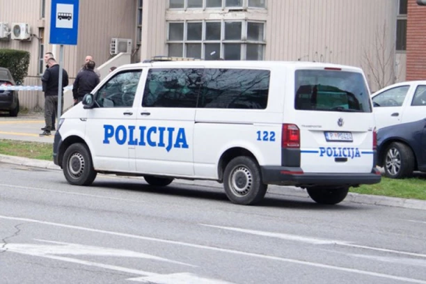 UŽAS U TIVTU: Turčin (40) silovao ženu u firmi, uhapšen i njegov prijatelj!