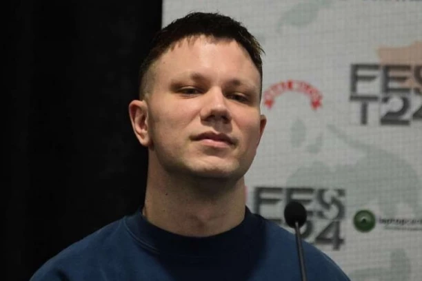 TUŽAN DAN U DOMU RELJE POPOVIĆA! Njegova životna priča kida dušu na komade, a zbog OVOGA je danas SLOMLJEN!