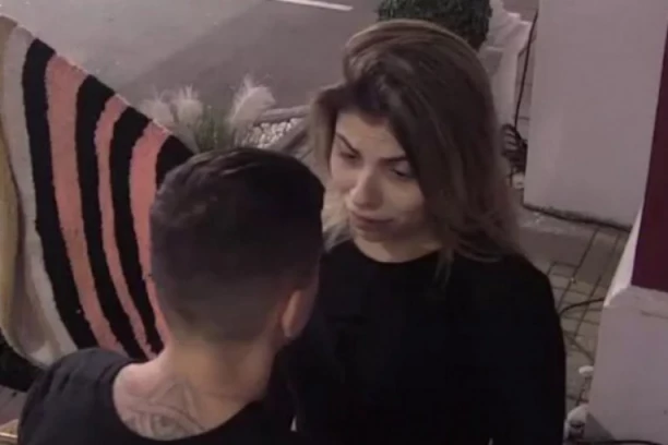 HITNA REAKCIJA NAKON POZIVA ANĐELINIH RODITELJA: Mora u sve da se uključi psihijatar, učesnici Elite potrebna STRUČNA POMOĆ!