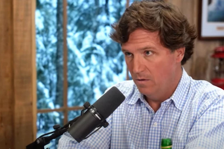 "UPOZORAVALI SU ME DA BIH MOGAO DA BUDEM PRIVEDEN" Taker Karlson otvoreno o izazovima pred intervju sa Vladimirom Putinom (VIDEO)