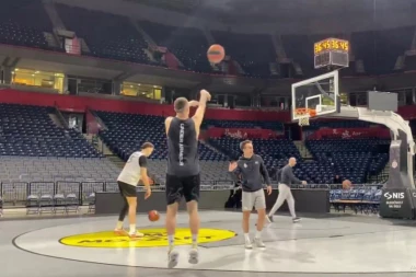 NEK SE SPREME TURCI! Košarkaš Partizana poslao BRUTALNU PORUKU igračima Efesa! Žoc gledao u ČUDU! (VIDEO)